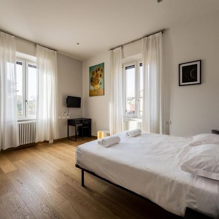 Rrrapido Holy Suites And Rooms - Via Sardegna Milan Extérieur photo