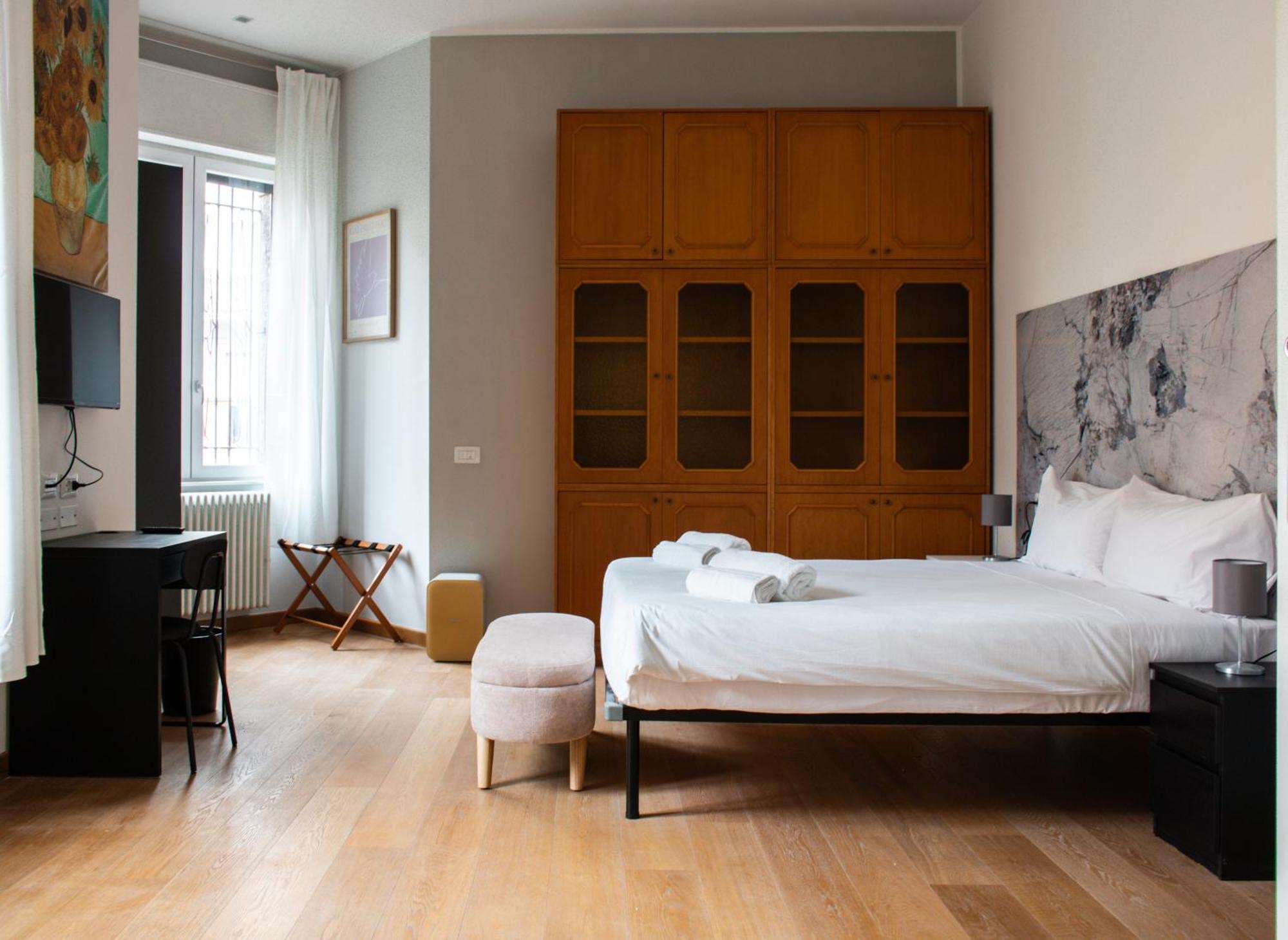 Rrrapido Holy Suites And Rooms - Via Sardegna Milan Extérieur photo